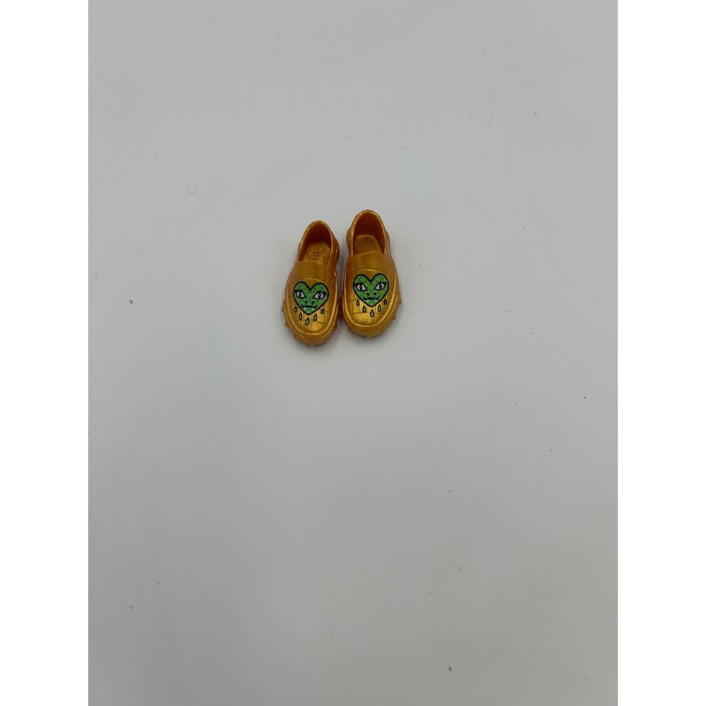 Monster High Howliday Holiday Love Deuce Gorgon Heart Snake Slip on Shoes